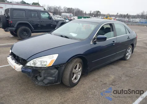 2004 Honda Accord 2.4 Ex z USA, uszkodzony, nr VIN 1HGCM56874A066705